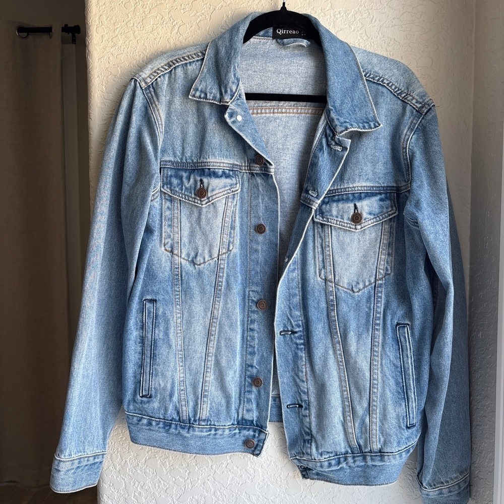Women Large Denim Trucker Jacket Blue Cotton Blend Casual Qirreao Light Wash